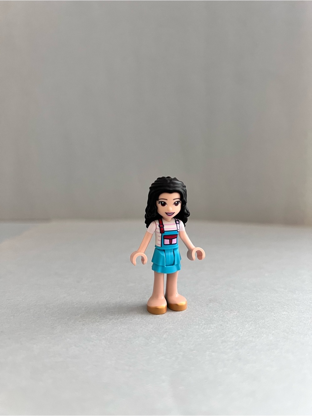 LEGO Friends Emma mini-doll figure